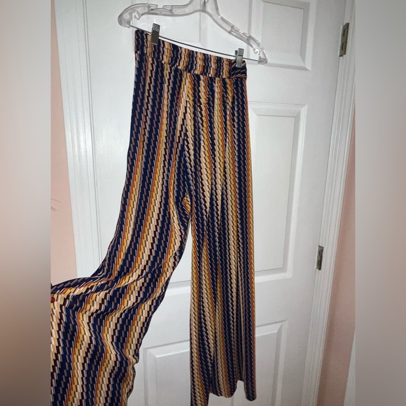 BRAND NEW 🔥 FASHION NOVA ISLAND IN THE SUN MATCHING SET (crop top and pants) - Picture 13 of 16